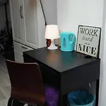 Stylish With Private Bathroom And Entrance Στάβανγκερ
