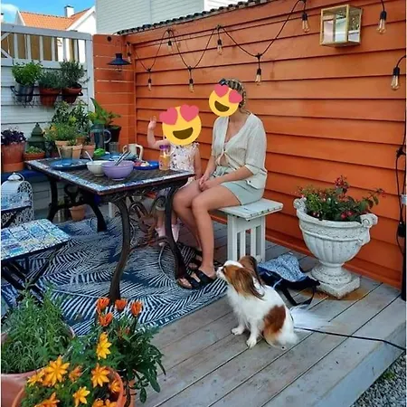 Stylish With Private Bathroom And Entrance Leilighet Stavanger