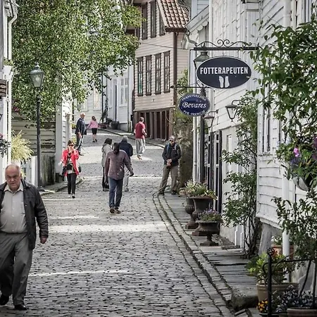 Leilighet Stylish With Private Bathroom And Entrance Stavanger